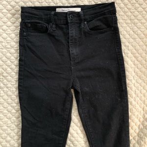 Black Gap skinny jeans